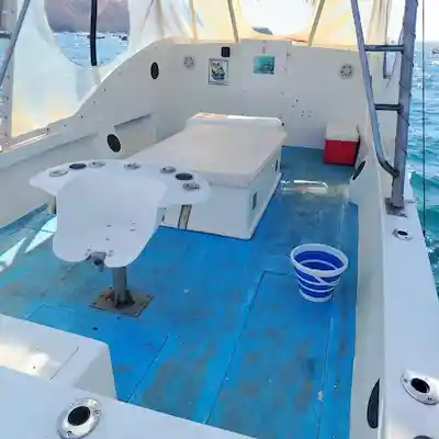 Papagayo Fishing Sea Snake Boat