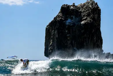 surfing 390X261
